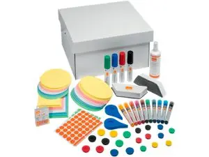 KIT D'ACCESOIRES TABLEAU BLANC ESSELTE 10MARQUEURS     10AIMANTS 32MM 2EFFACEURS     1SPRAY NETTOYAGE 2RUBANS