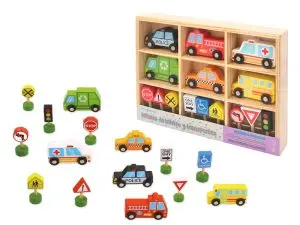 JEU ENFANT IMAGINOVO VEHICULES ET PANNEAUX         SIGNALISATION BOIS +3 ANS 16  PIECES 30X22X4 CM