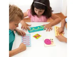 BESOINS SPECIFIQUES MATERIELS PEDAGOGIQUES AKROS FICHES TACTILES SUR LES NUMEROS ET PRE ECRITURE 23 FICHES