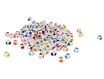 PERLE PLASTIQUE FORME CUBE MOTIF COEUR COLORIS ASSORTIS SACHET 1000 UNITÉS
