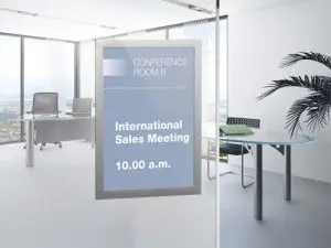 CADRE AFFICHAGE DURABLE DURAFRAME ADHESIF A4          23,6X32,3CM COLORIS ARGENT